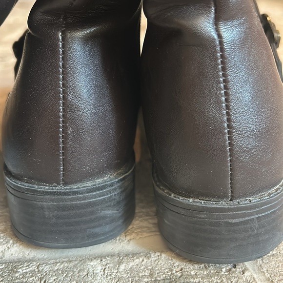 Tall boots - Picture 6 of 8